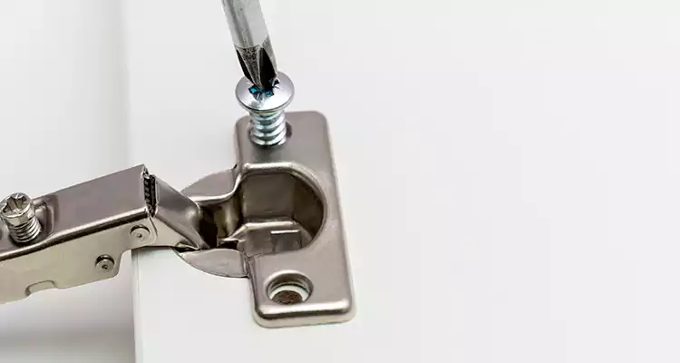 Screen Door Hinge Repair in Berkeley, CA