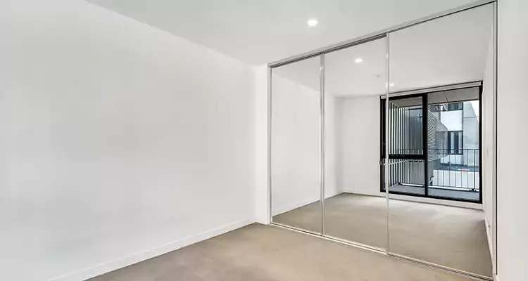 Why Homeowners Choose Us for Sliding Mirror Door Replacement in Berkeley, CA