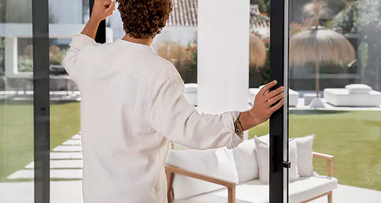 Sliding Screen Door Maintenance for Closing Issues in Berkeley, CA